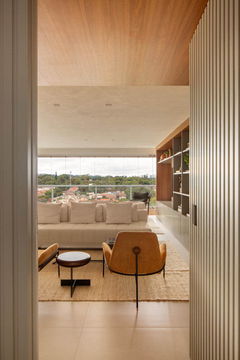 01_V7A9850_VOLTA_CL-01