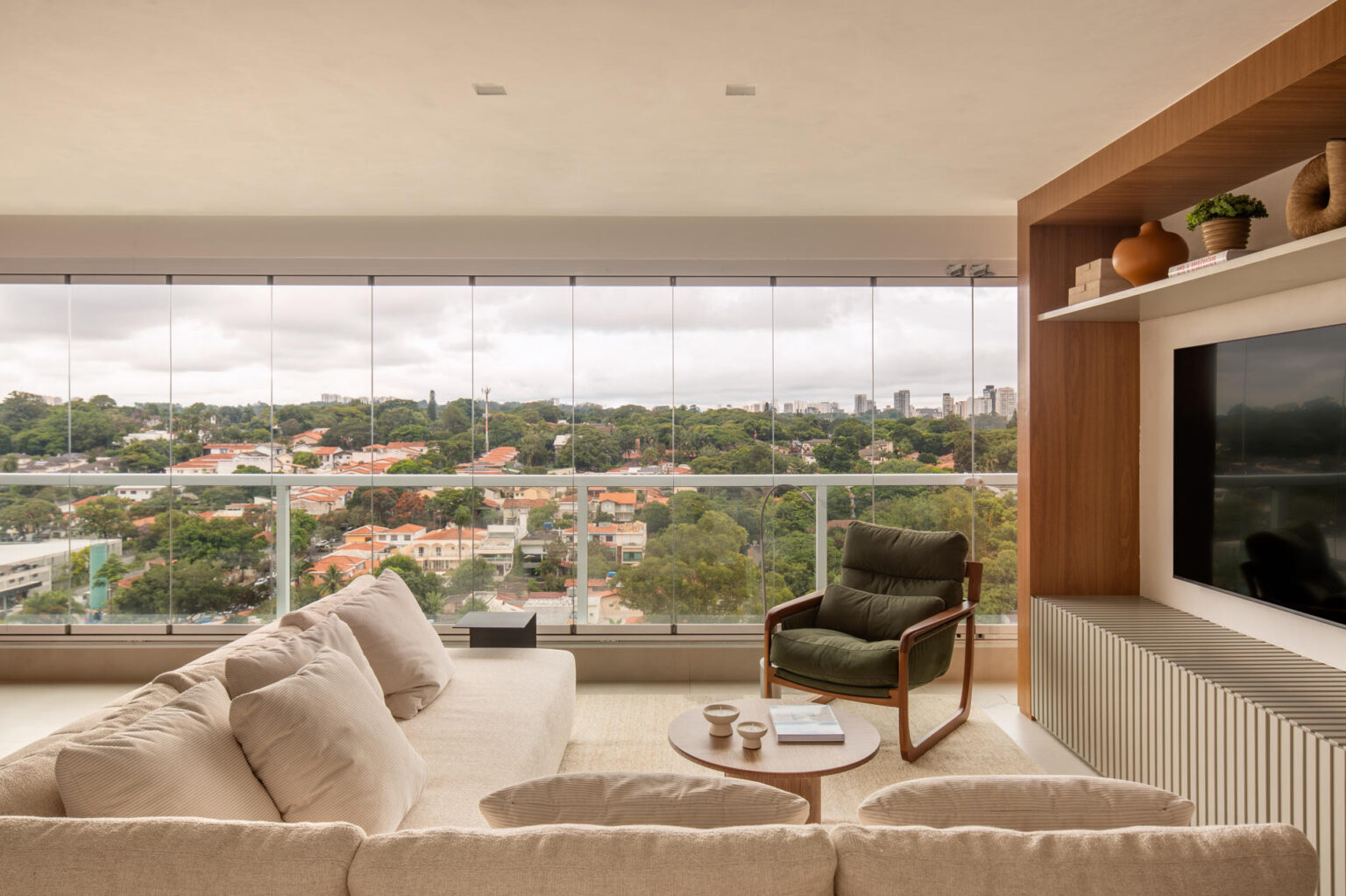 04_V7A9937_VOLTA_CL-01