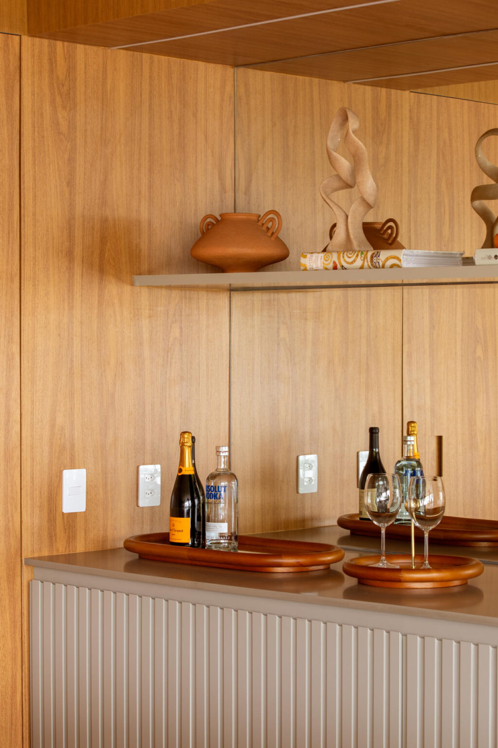 06-A_V7A0005_VOLTA_CL-01