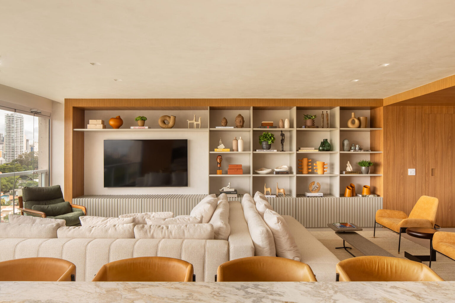 08-A_V7A0033_VOLTA_CL-01