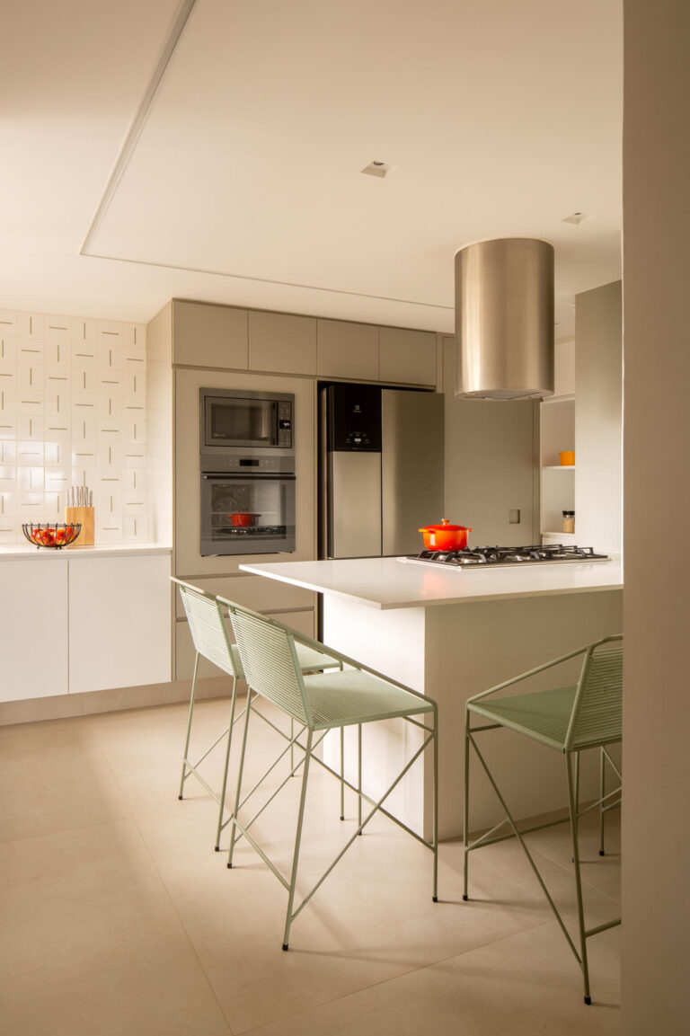 17_V7A0302_VOLTA_CL-01